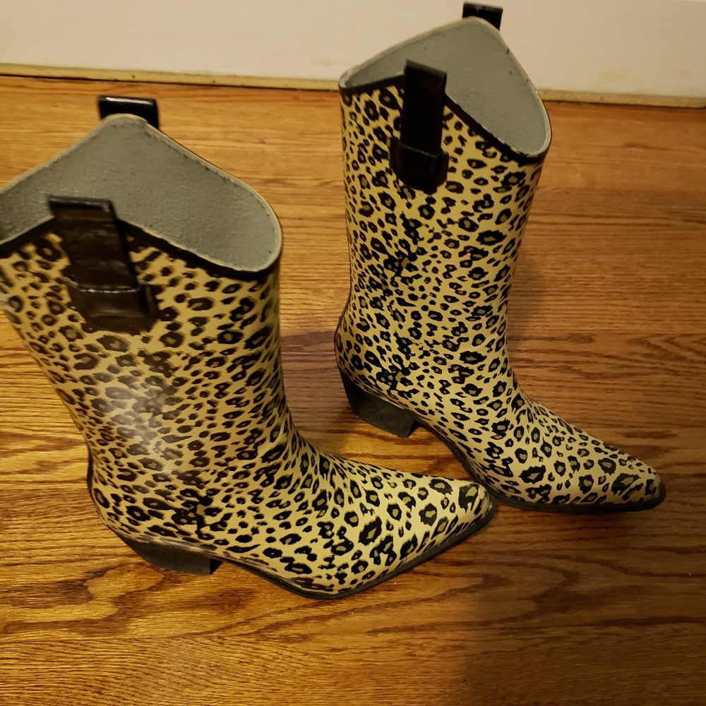 Cowboy waterproof pointy toe rainboots